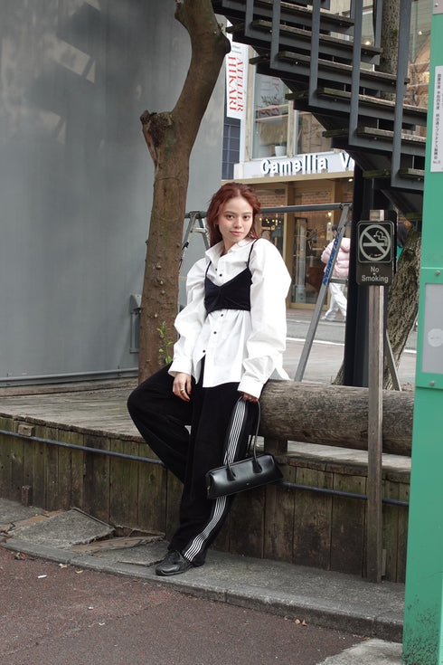 ベロアビスチェ